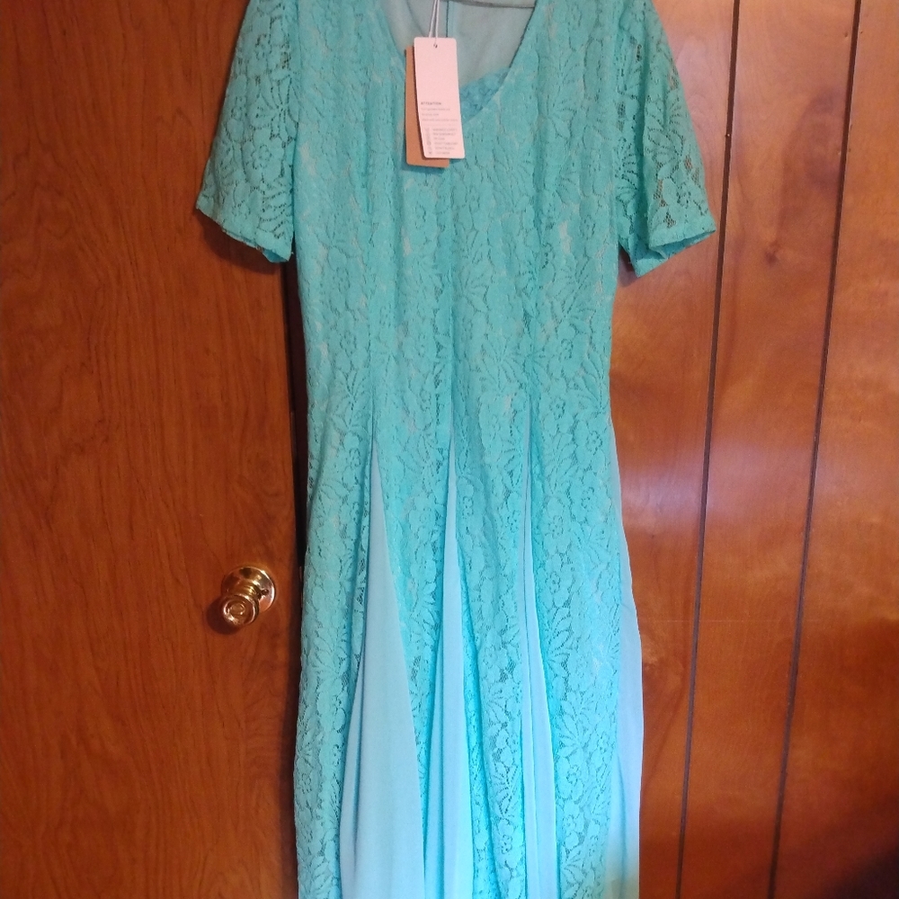 Mint green lace dress size large